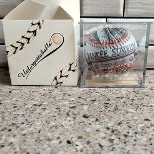 2009 Yankee Stadium Artist Baseball